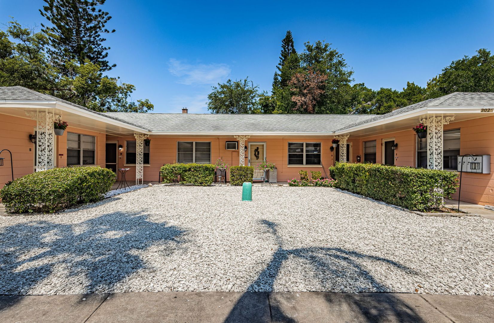 Gulfport Apartment: 3025 54th St S #1