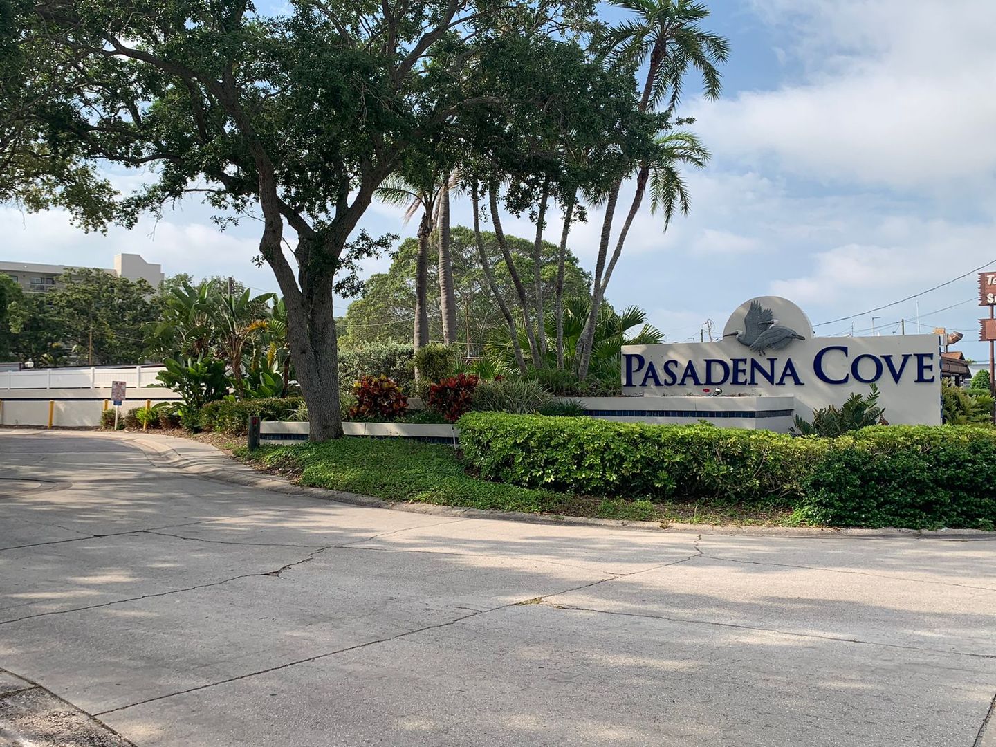 South Pasadena Apartment: 1320 Pasadena Avenue