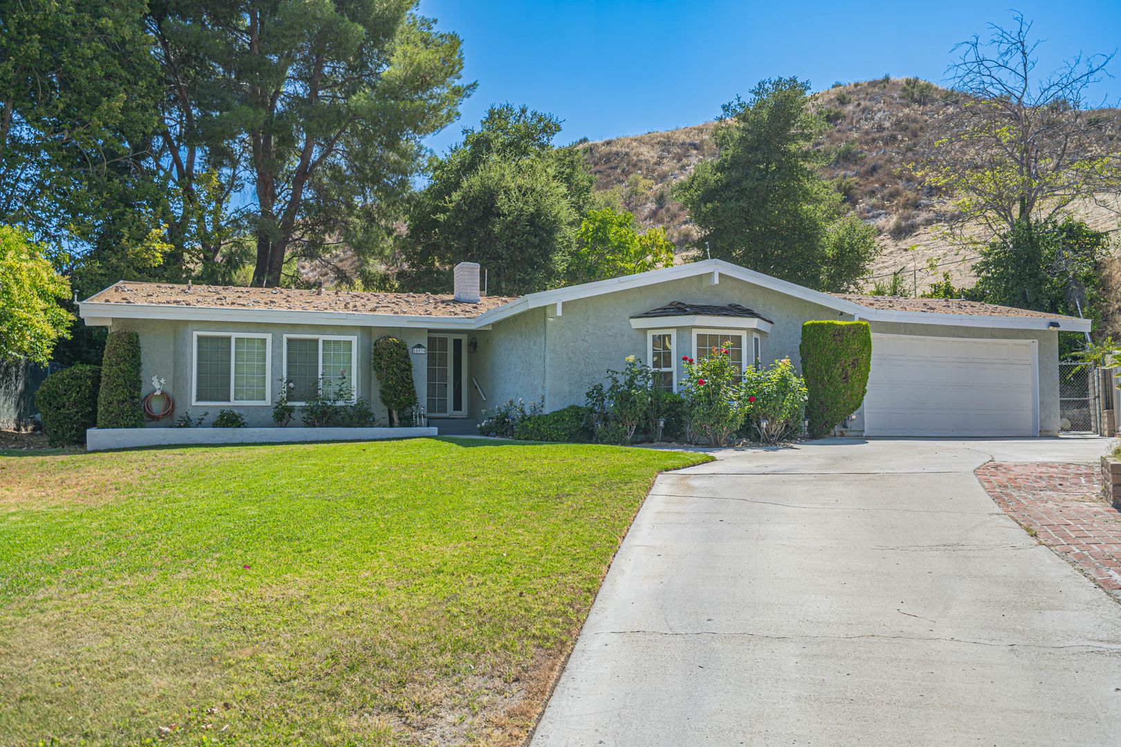 Newhall House: 18930 Tenderfoot Trail Road