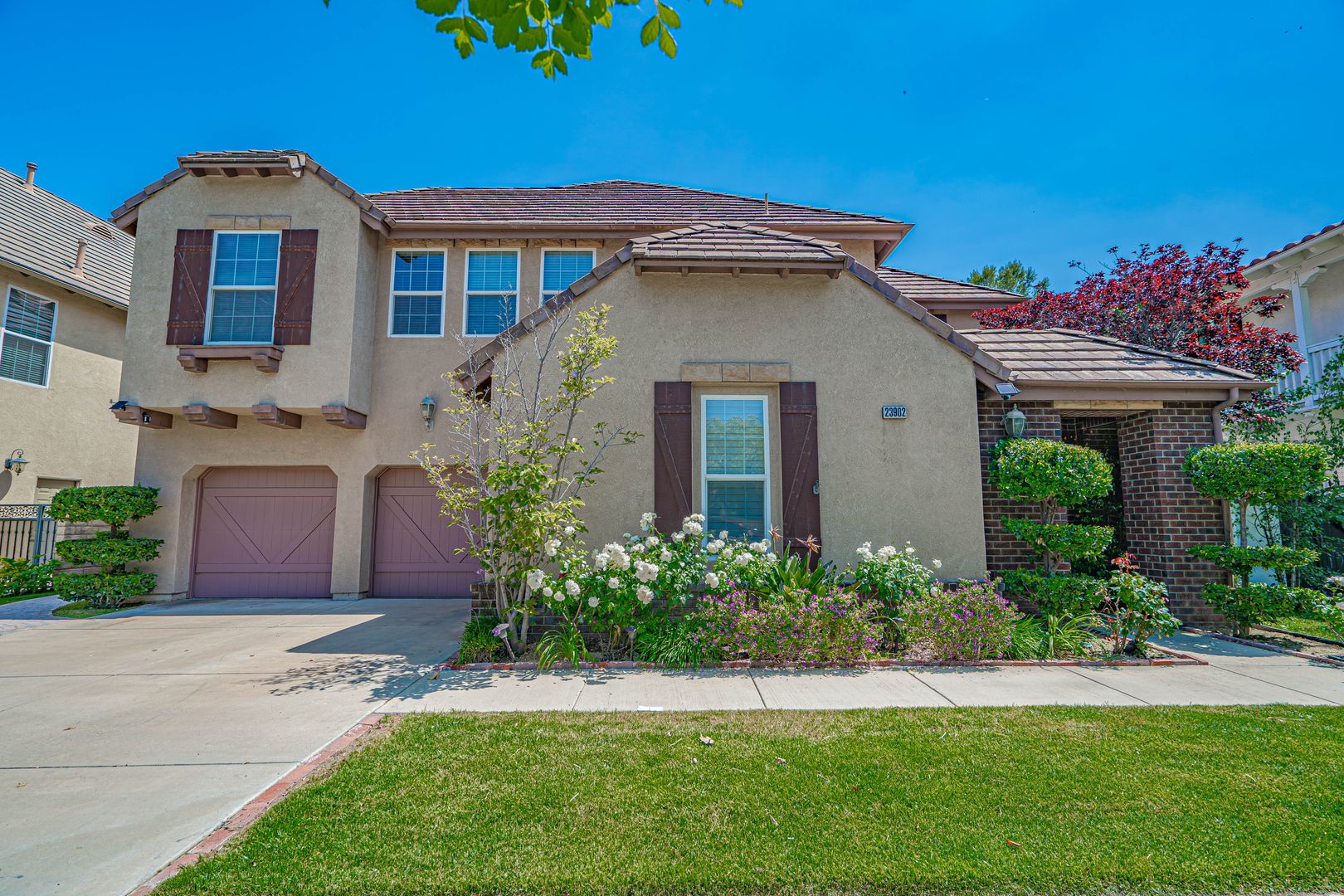 Valencia House: 23902 Lakeside Road