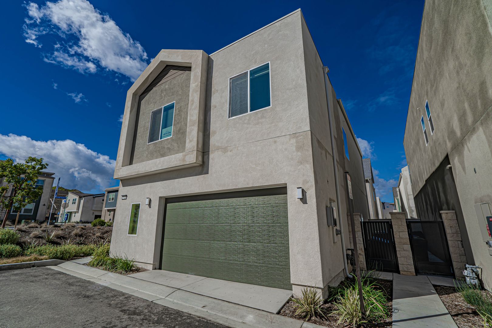 Valencia House: 27128 Scrub Oak Court