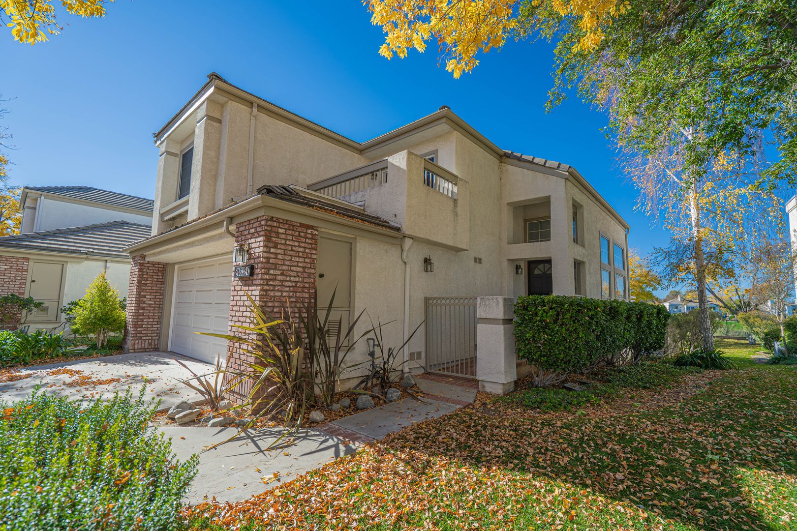 Valencia House: 24632 Brighton Drive #C