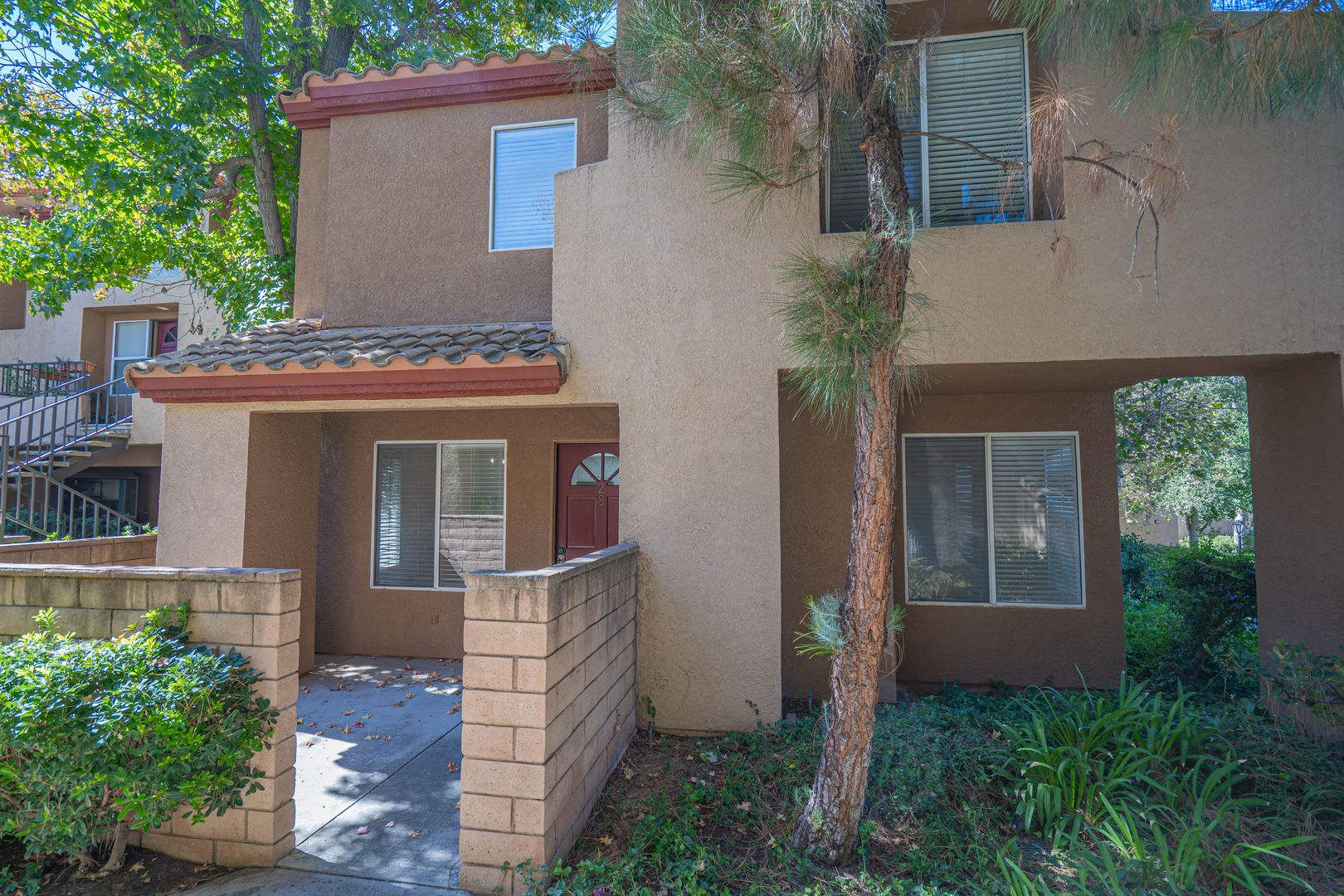 Santa Clarita Townhome: 22707 Copper Hill Drive #28