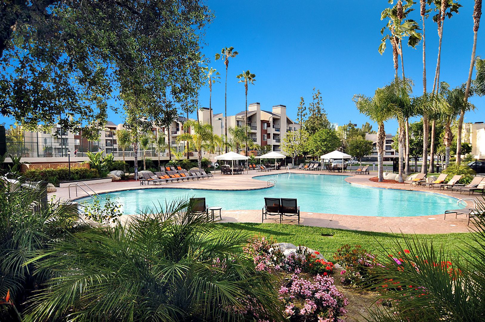 Woodland Hills House: 5535 Canoga Avenue #234