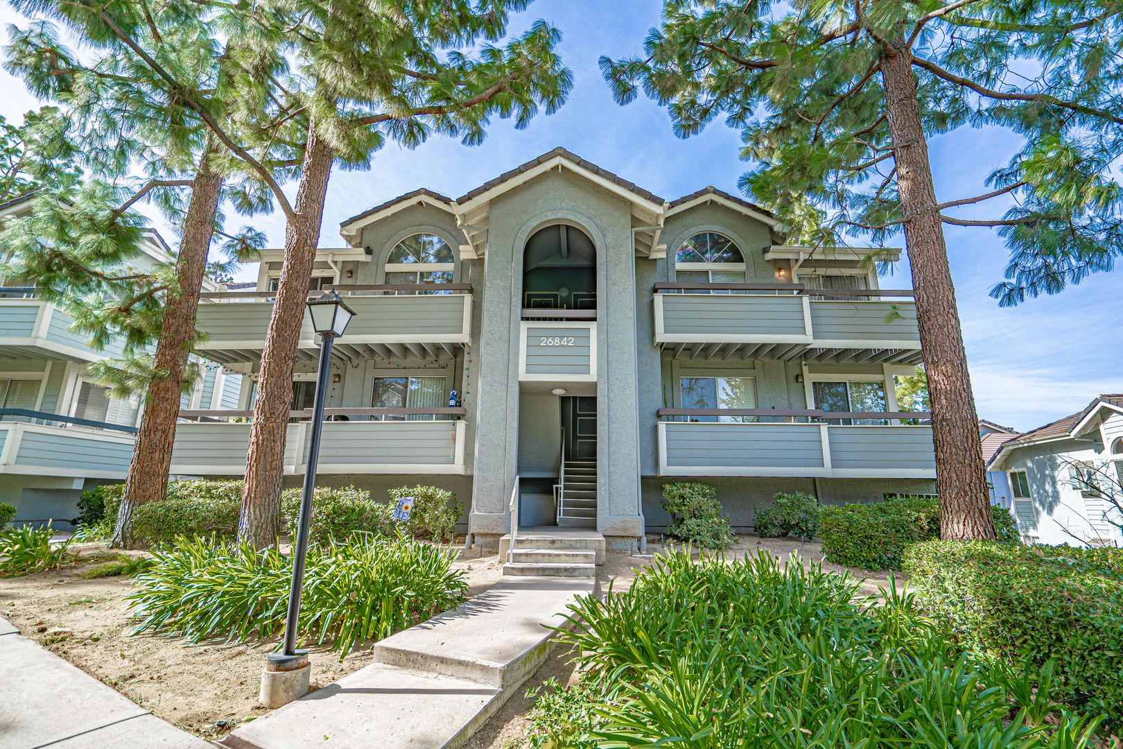 Canyon Country Condo: 26842 Claudette #204