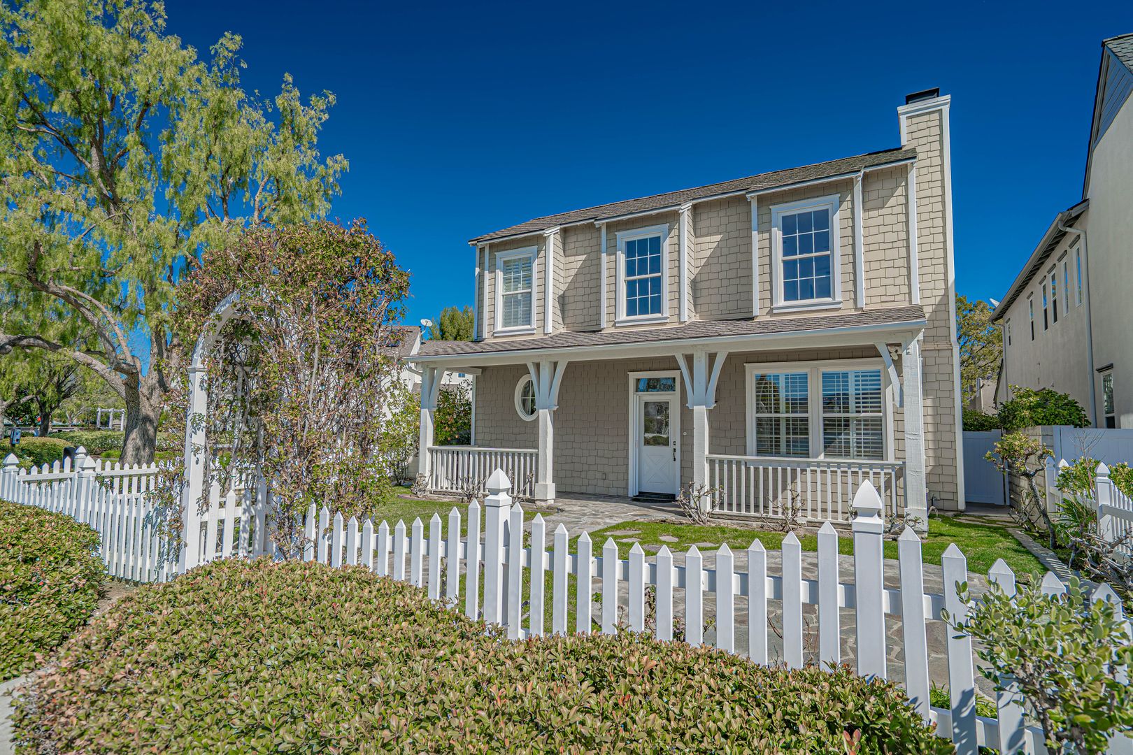 Santa Clarita House: 23932 Windward Lane
