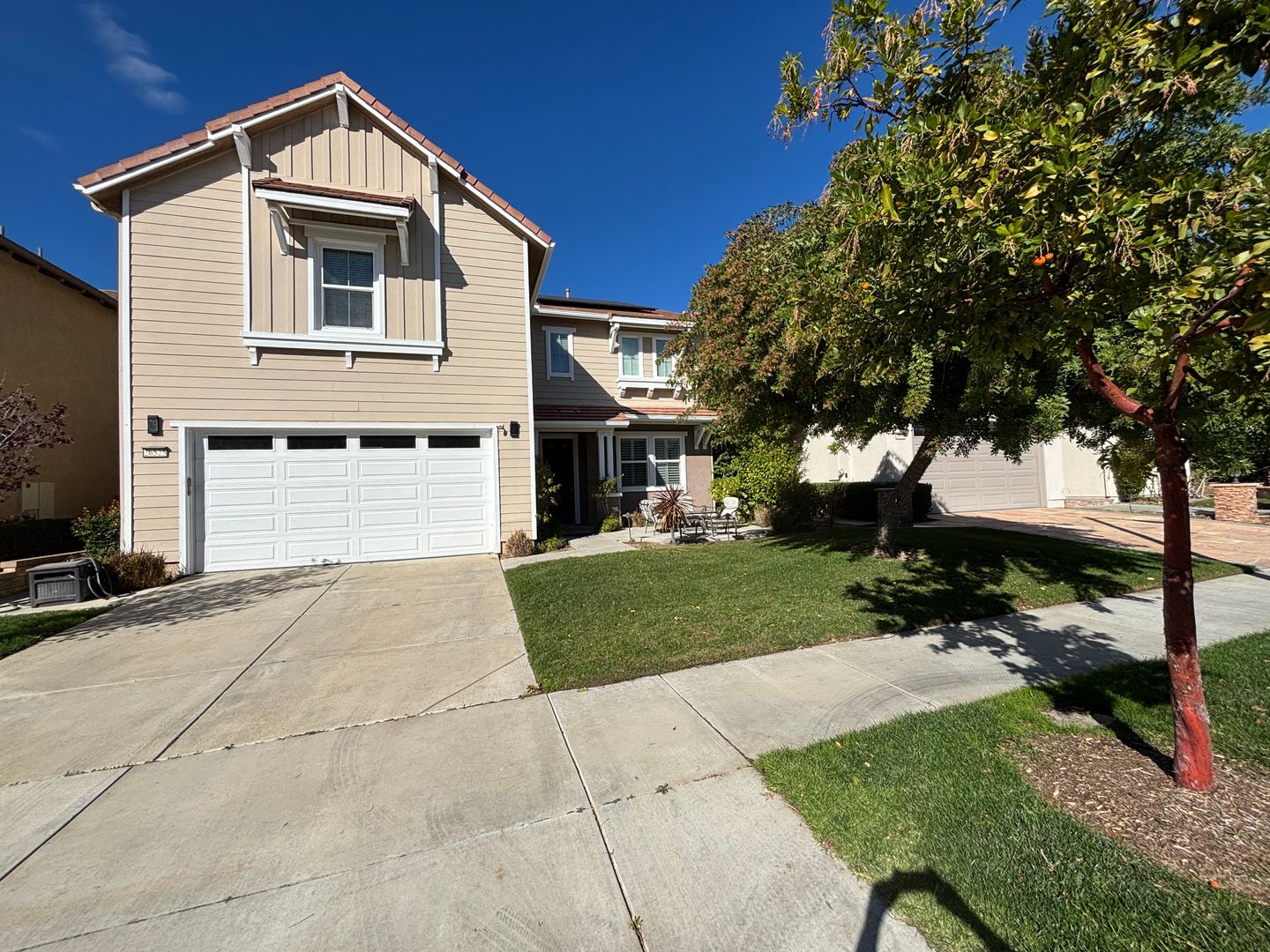 Santa Clarita House: 26525 Craftsmen Court