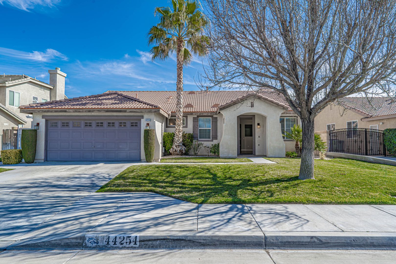 Lancaster House: 44254 Amethyst Street