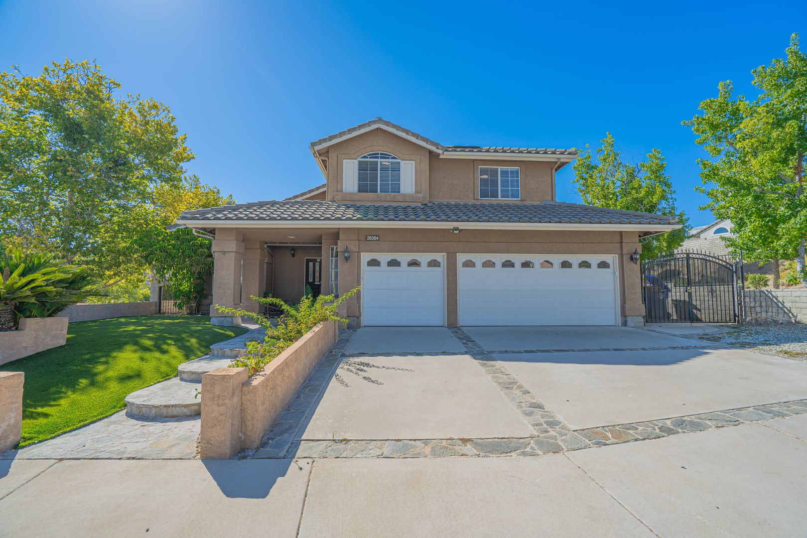 Canyon Country House: 29364 Canyon Rim Place
