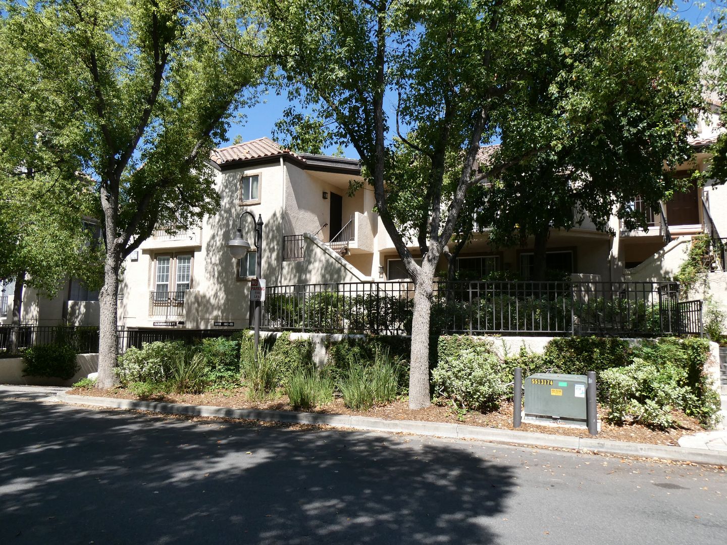 Valencia Condo: 24105 Del Monte Drive #443