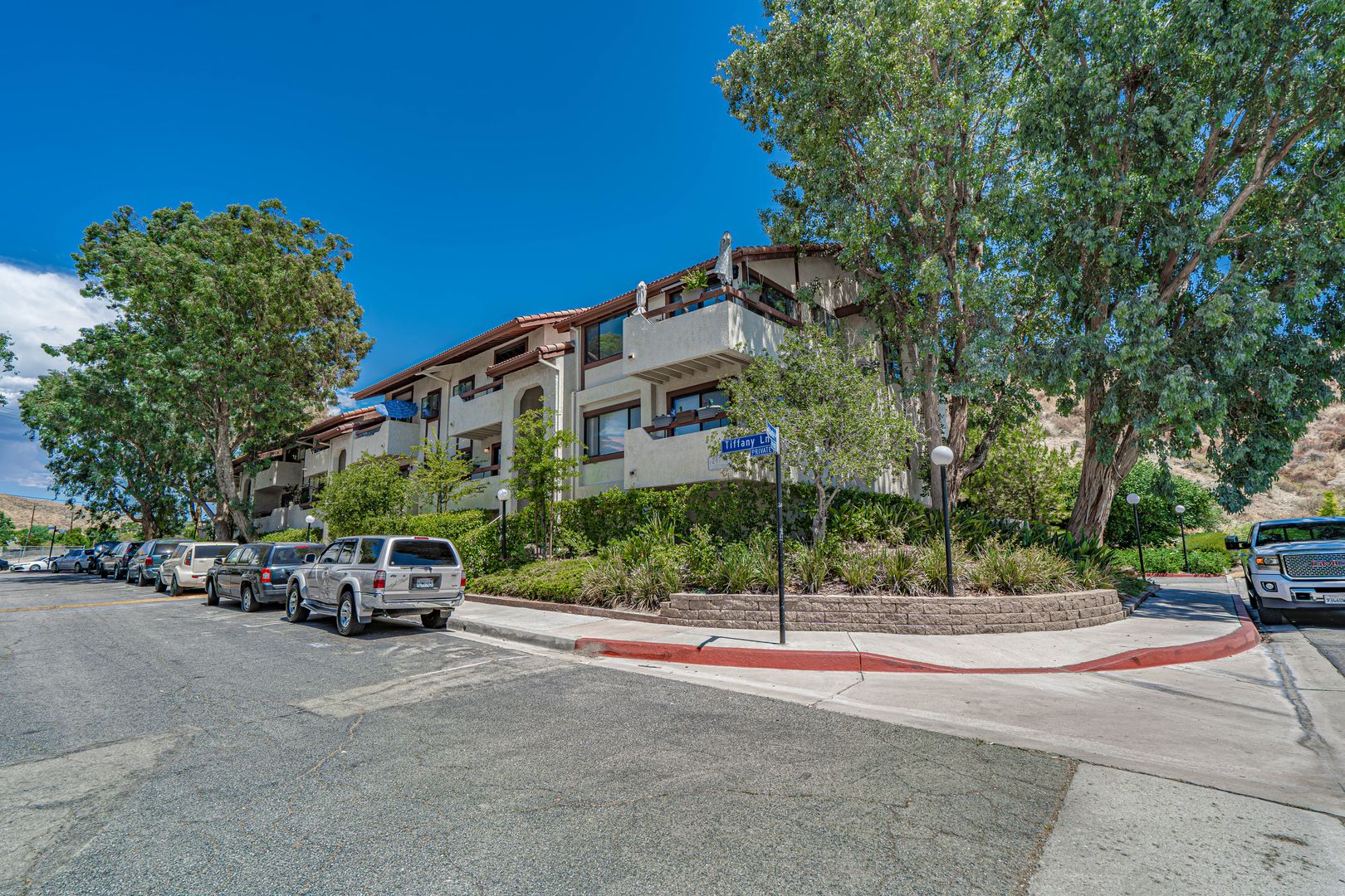 Canyon Country Condo: 28010 Tiffany Ln #303