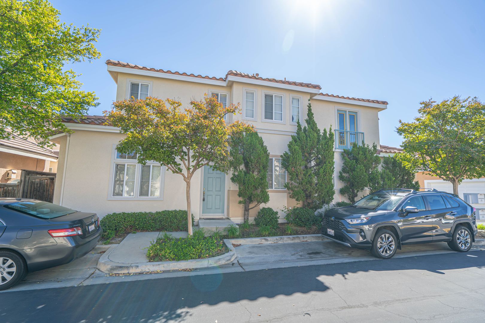 Valencia Townhome: 24452 Montevista Circle