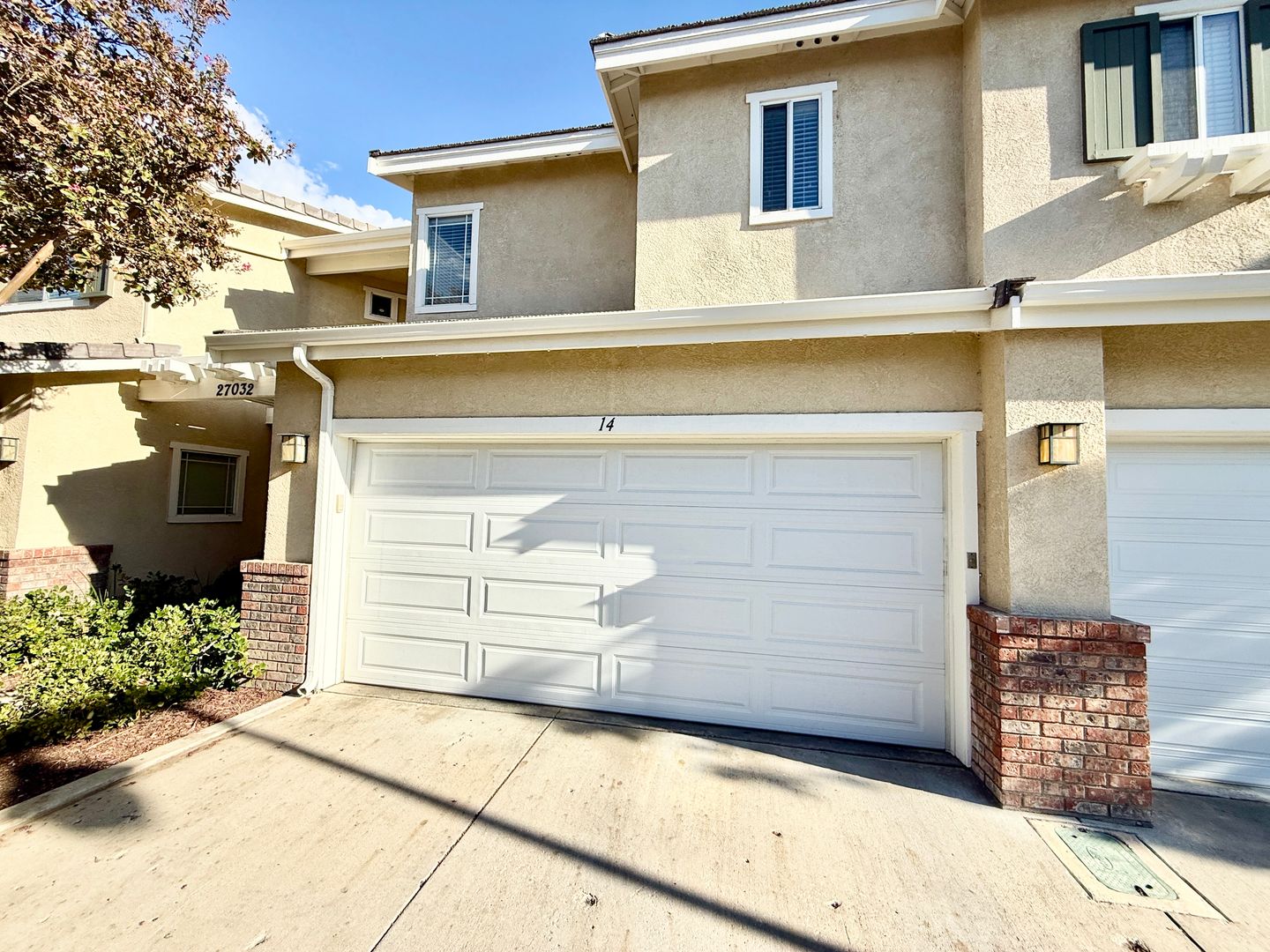 Valencia Townhome: 27032 Big Rapids Loop #14