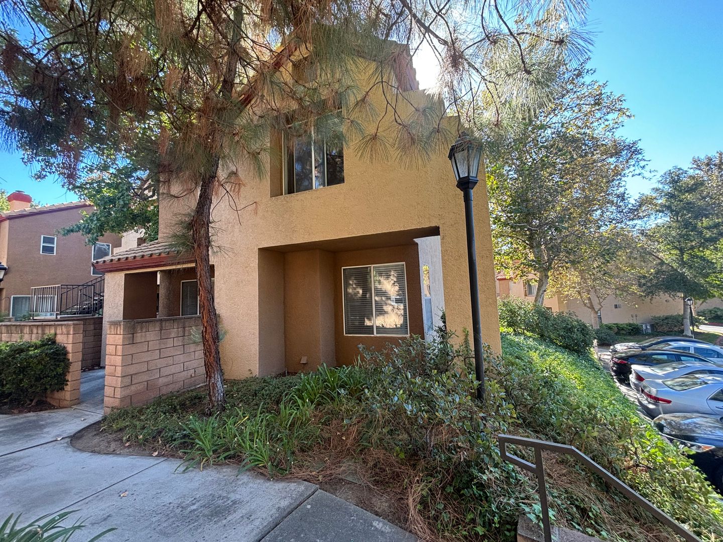 Santa Clarita Townhome: 22707 Copper Hill Drive #28