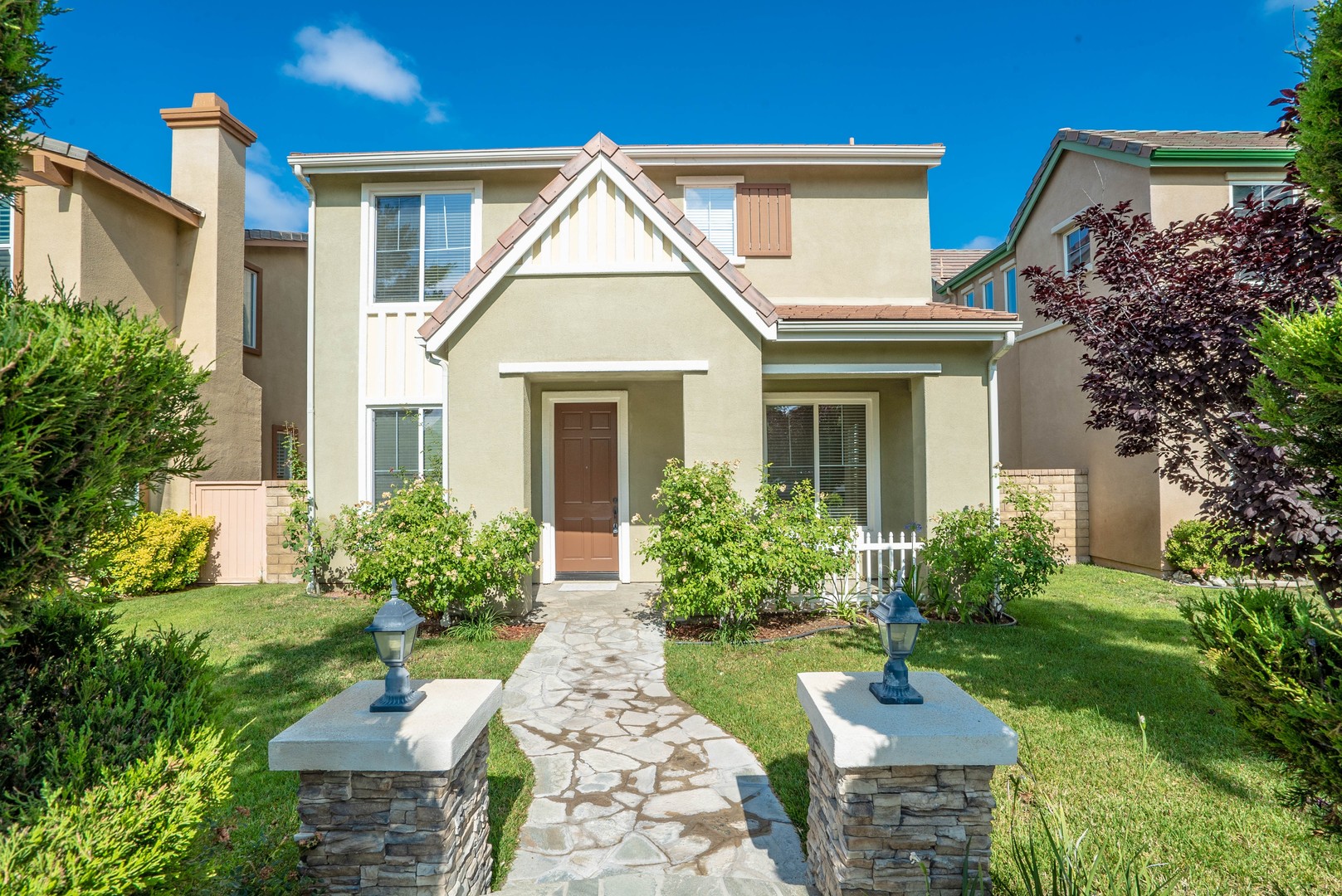 Valencia House: 27663 Sunny Creek