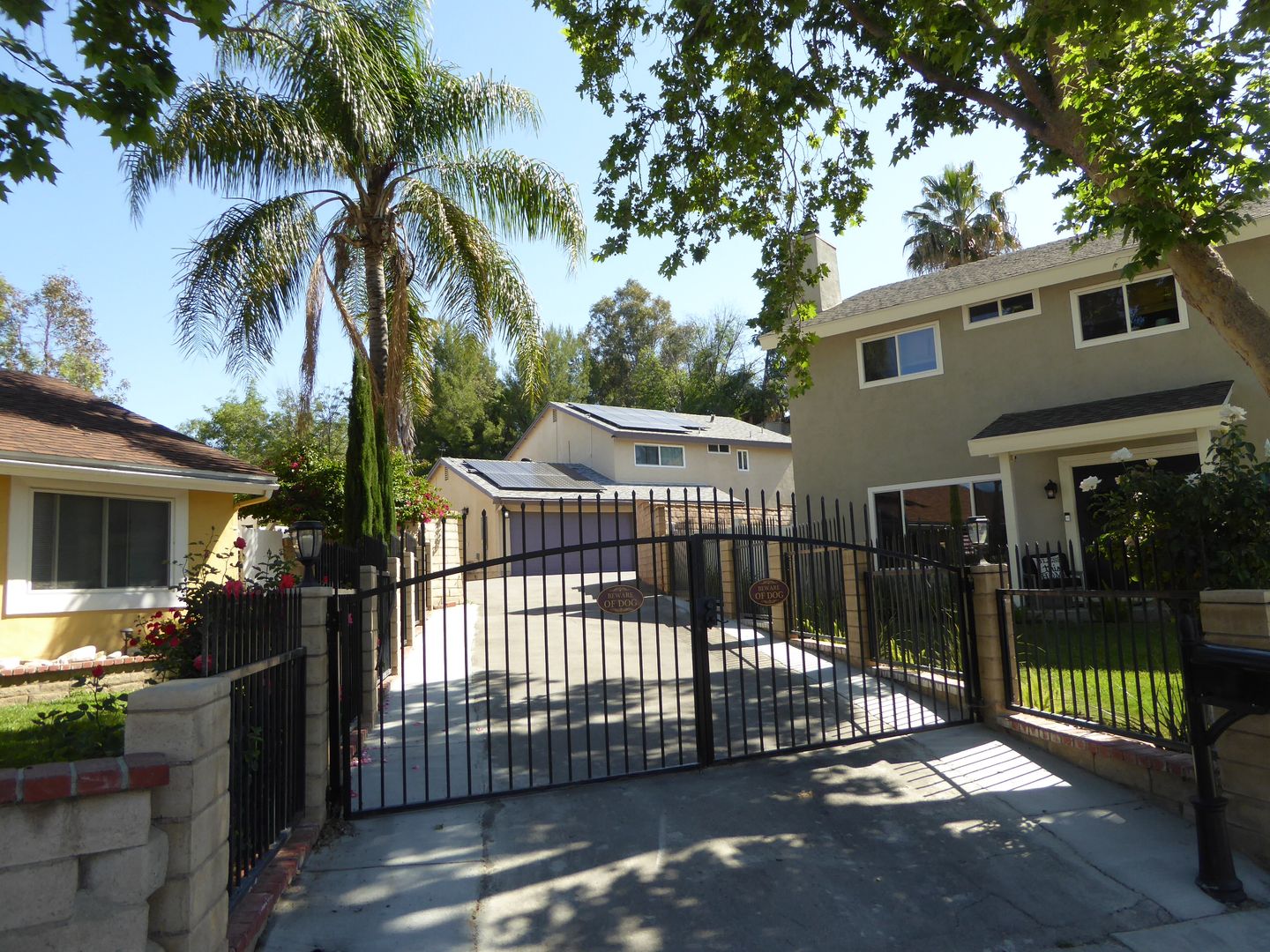 Canyon Country House: 27544 Bernina Avenue