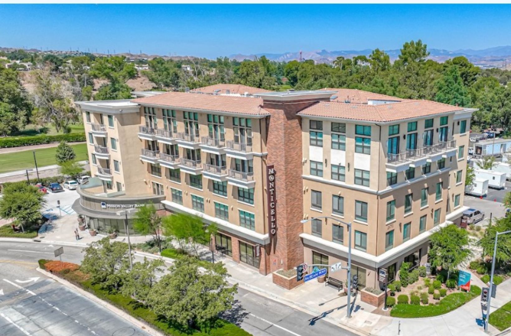 Valencia Apartment: 26701 McBean Parkway