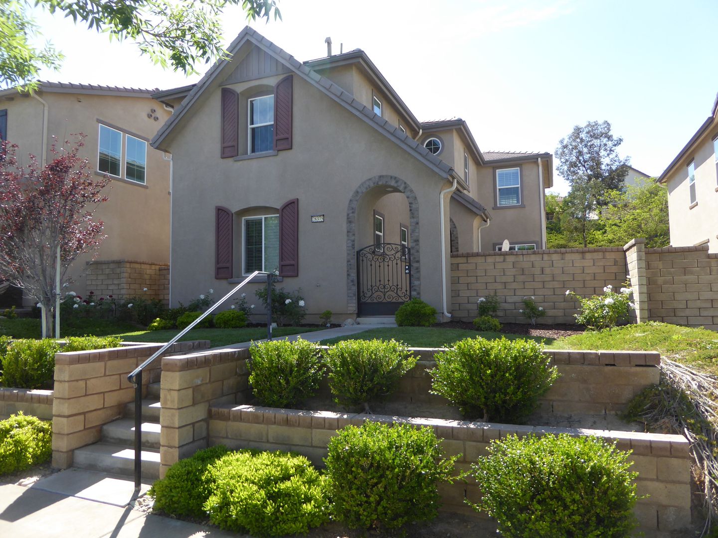 Valencia House: 28375 Camino Del Arte Drive