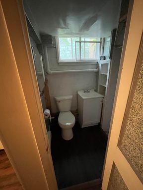 Listing photo thumbnail