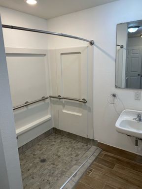 Listing photo thumbnail