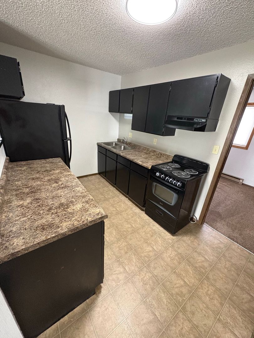 Waterloo Apartment: 3719 W 9th Street