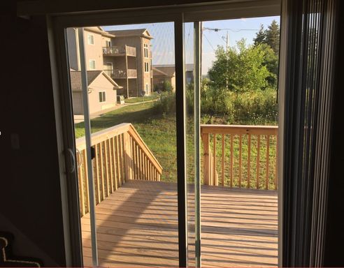 Listing photo thumbnail