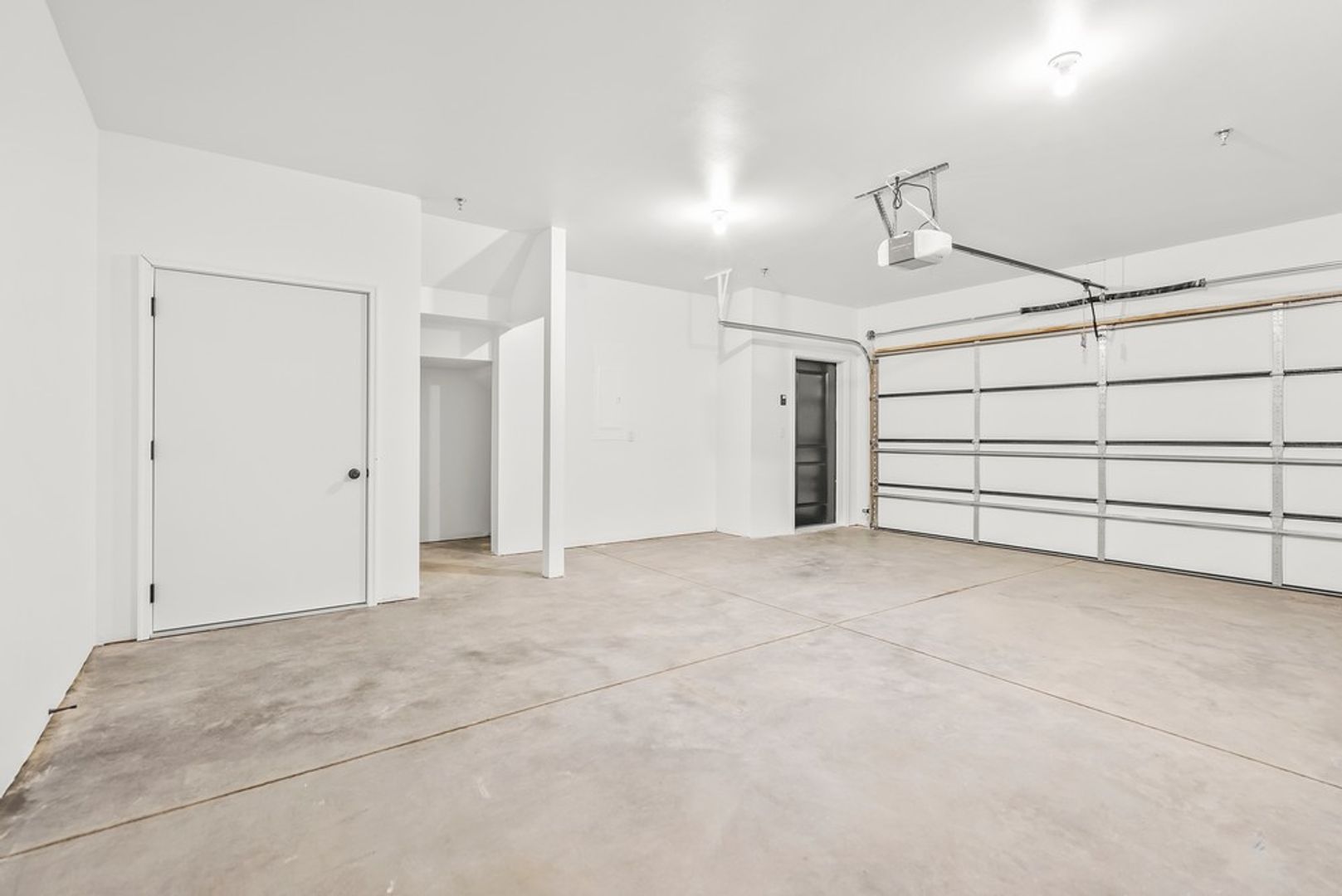 Woodline Townhomes 6 of 9