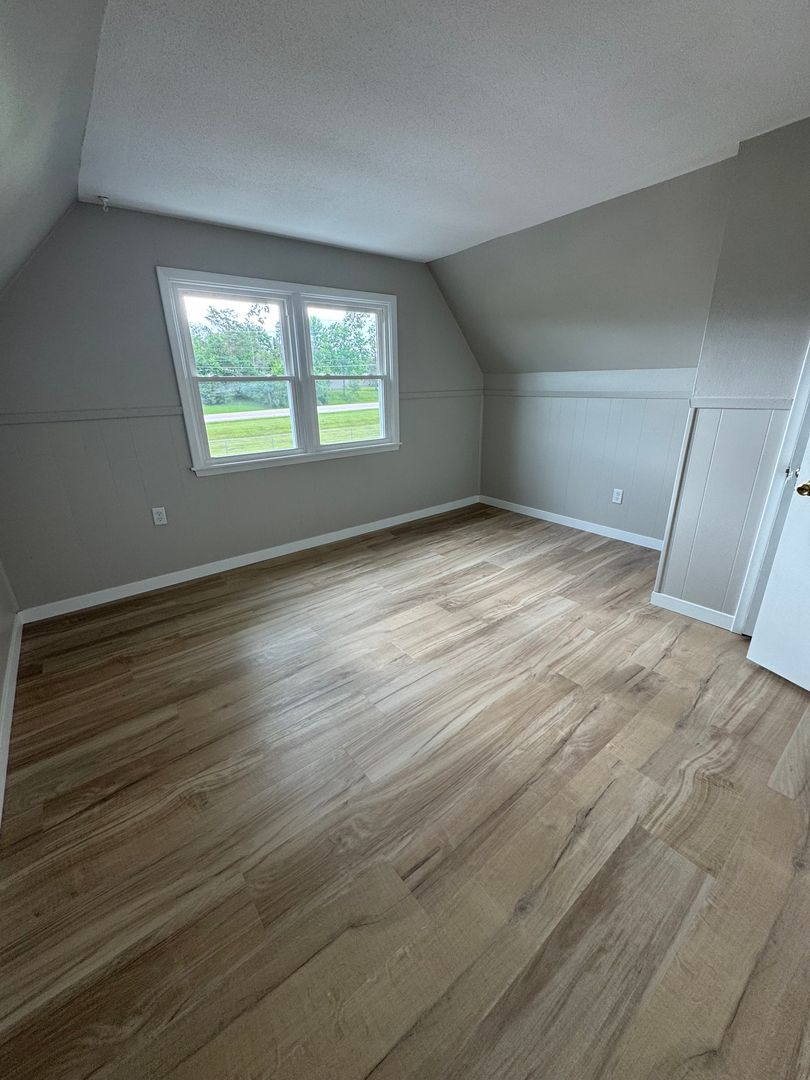 Hudson House: 103 1/2 5th Street