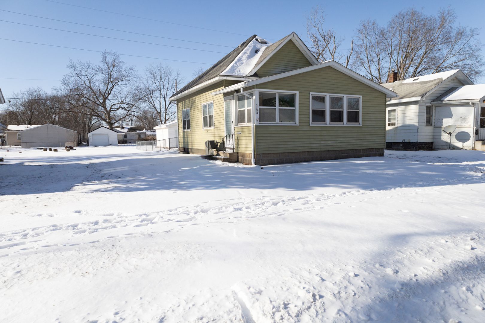 Waterloo House: 1133 Columbia