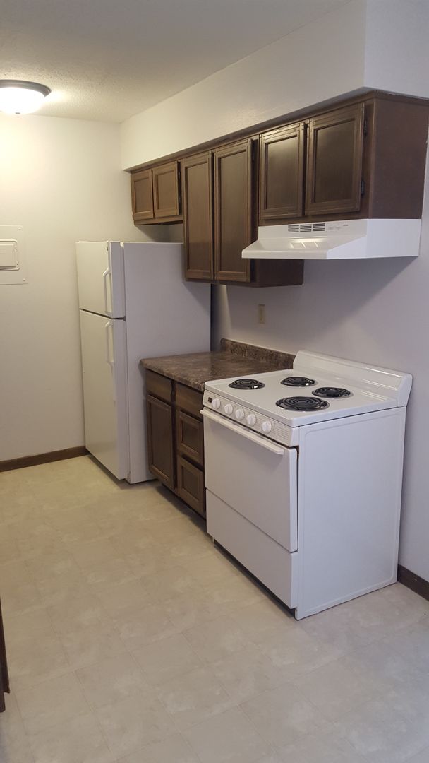 Waterloo Apartment: 733 - 747 Russell Road