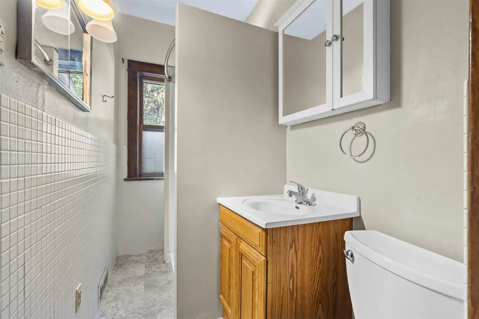 309 W 12th 7 of 8