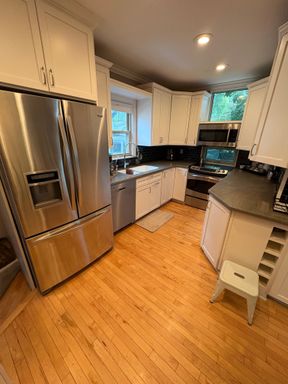 Listing photo thumbnail