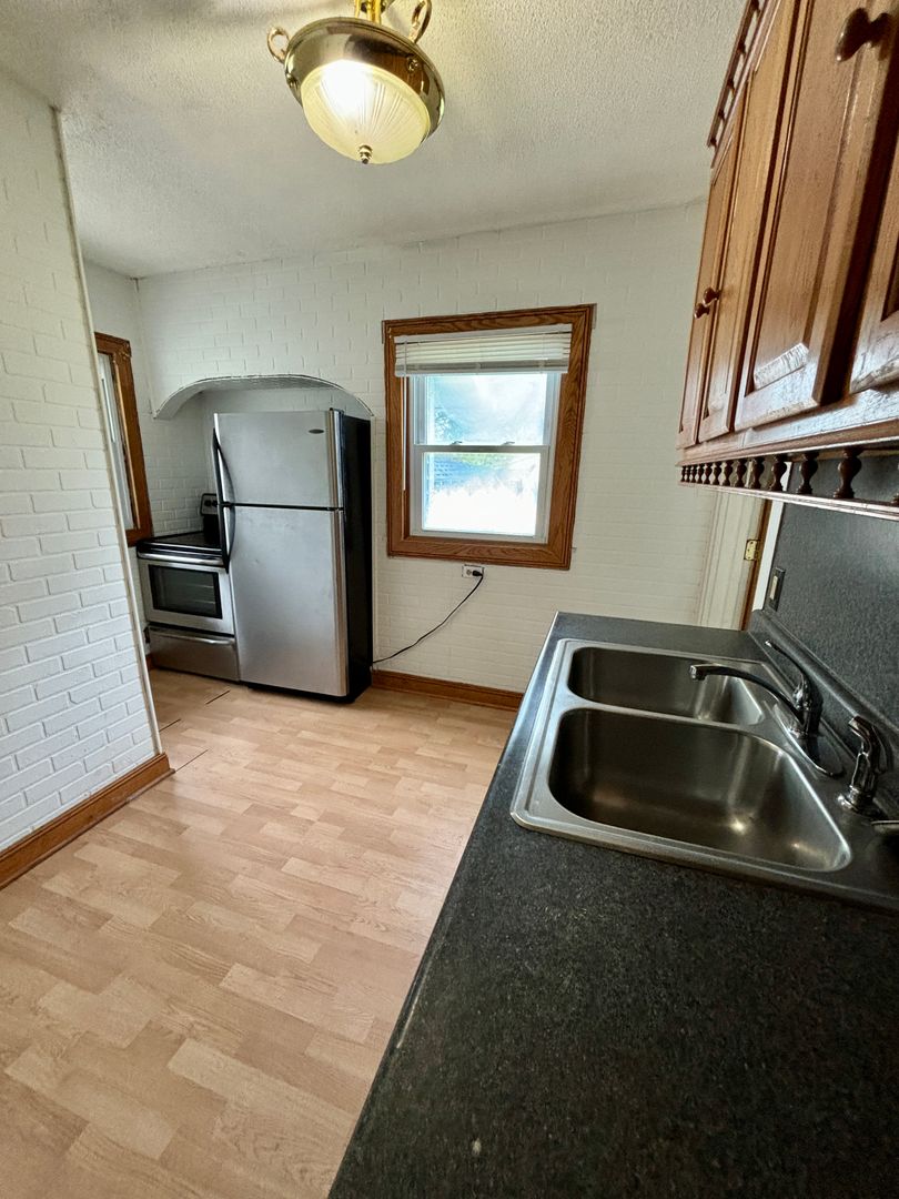 1022 Forest Ave 11 of 12