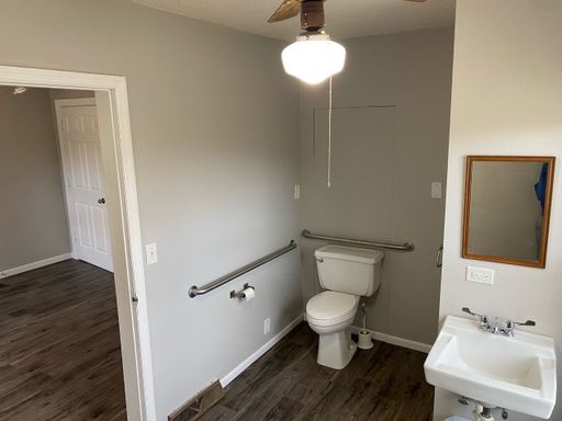 Listing photo thumbnail