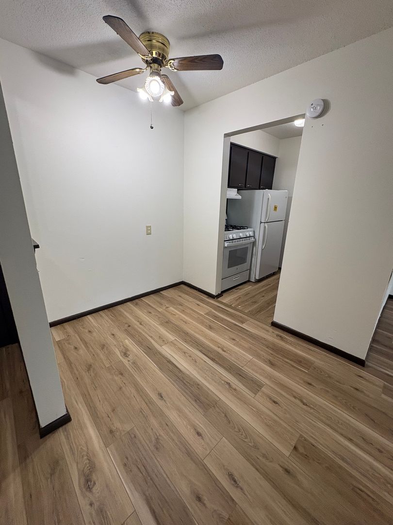 791 Russell Rd 2 of 8