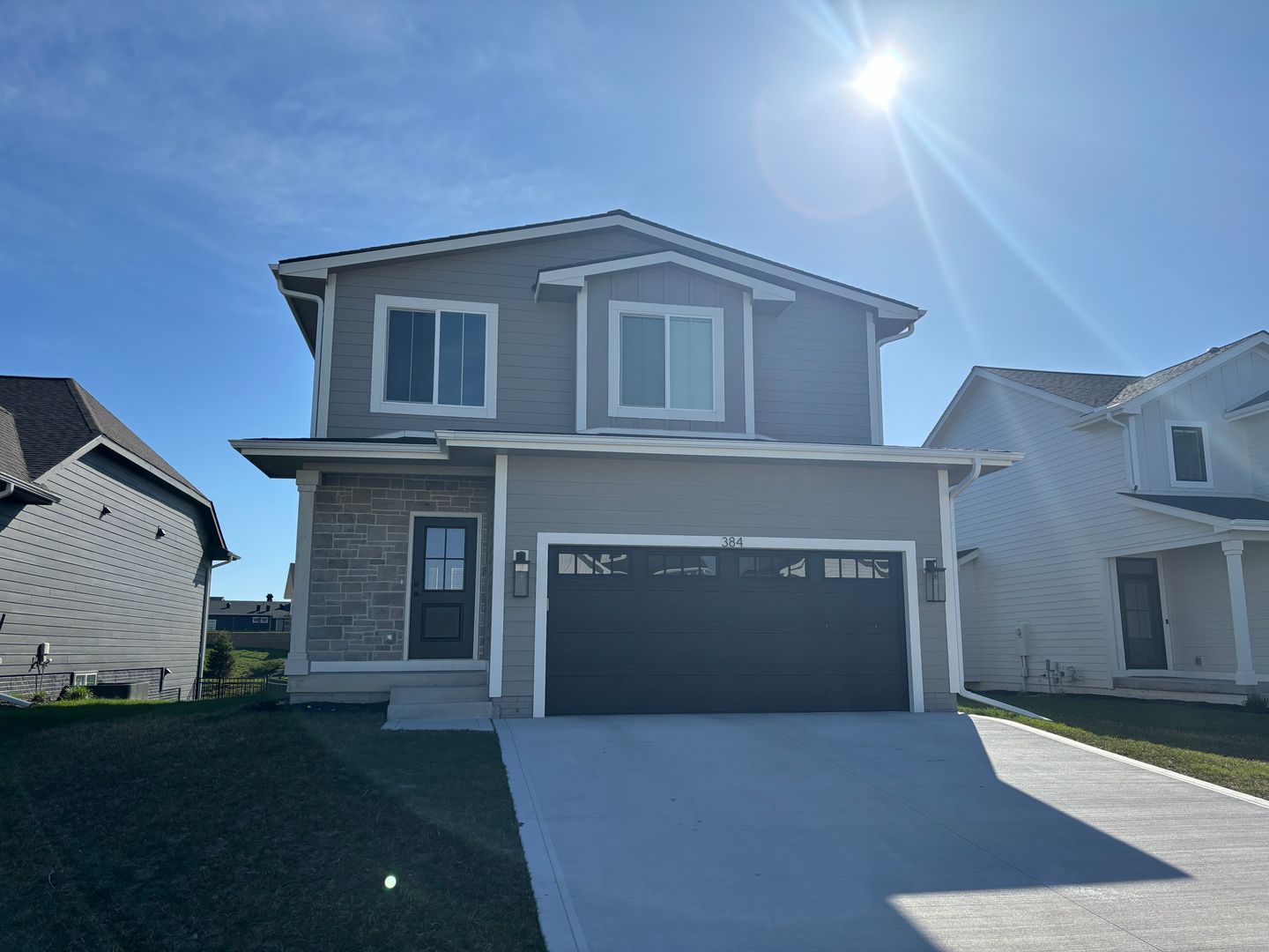 West Des Moines House: 384 S 91st St.