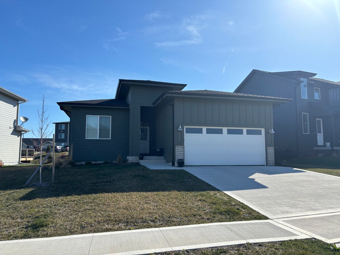 West Des Moines House: 454 S 91st St