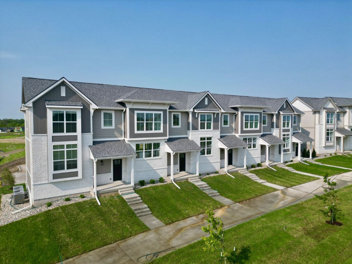 Waukee Apartment: SE Superior Lane