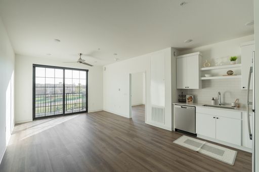 The Riesling | Stylish 1 Bedroom with Outdoor Living Space – photo 1