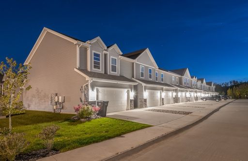 Twin Gates Townhomes - Interior Unit – photo 1