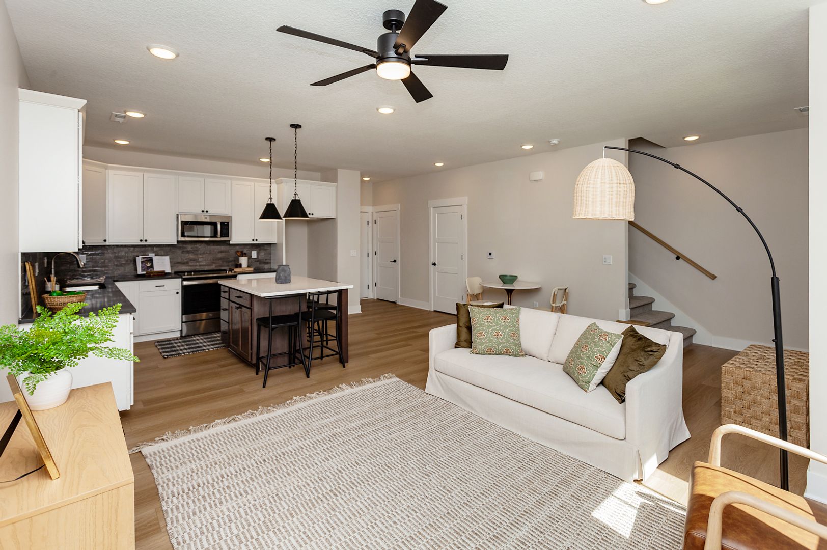 Southwest Prairie Trail Townhomes (CT) 8 of 12