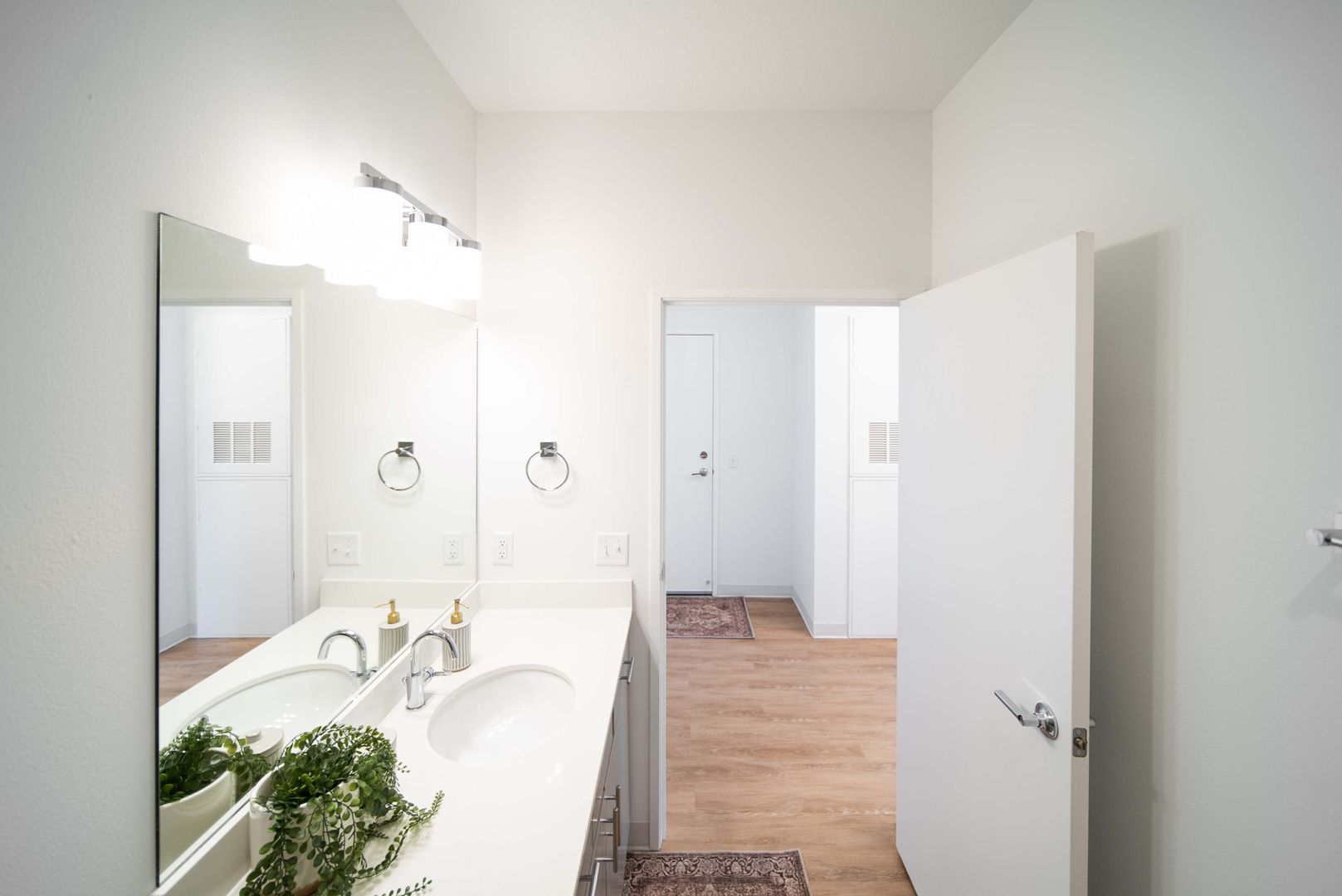 District Lofts 3 of 4