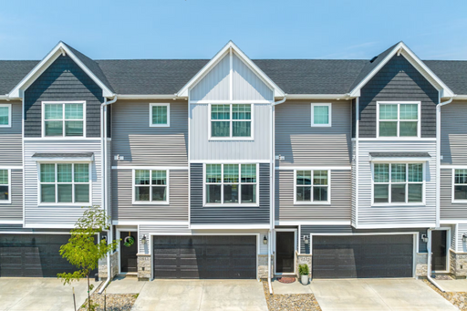 Grand Valley Townhomes – photo 1