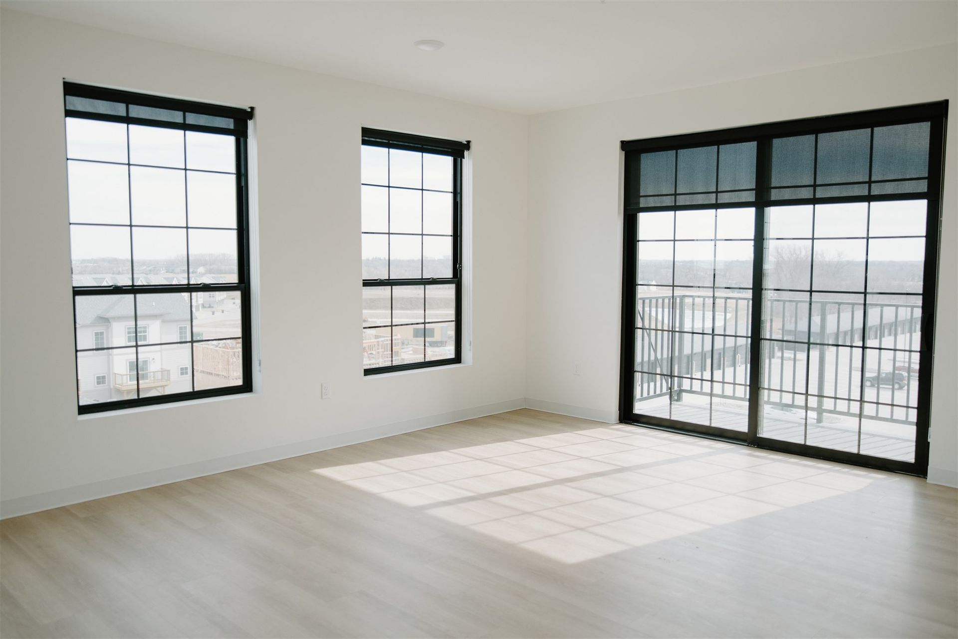 Waukee Apartment: 2295 SE Glacier Trail  - 401