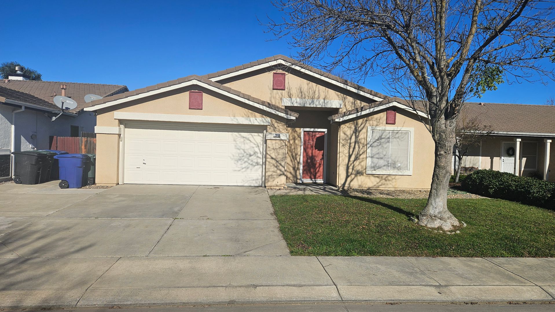 Modesto House: 2013 Floral Ct