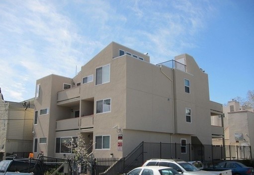 Berkeley Apartment: 2510 Regent Street