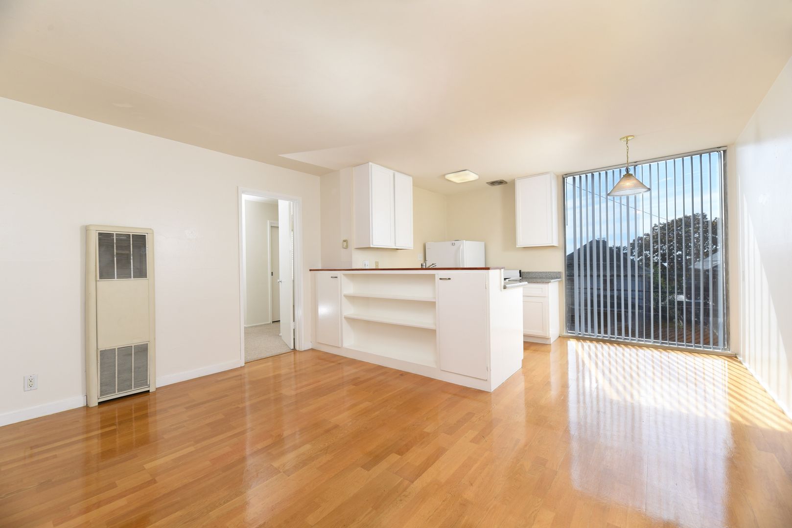 Berkeley Apartment: 2801 College Ave