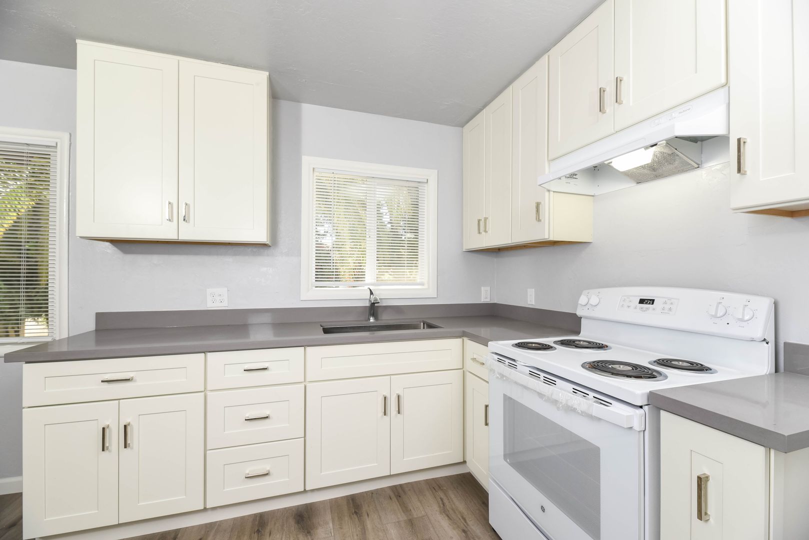 Hayward Apartment: 1609 E Street