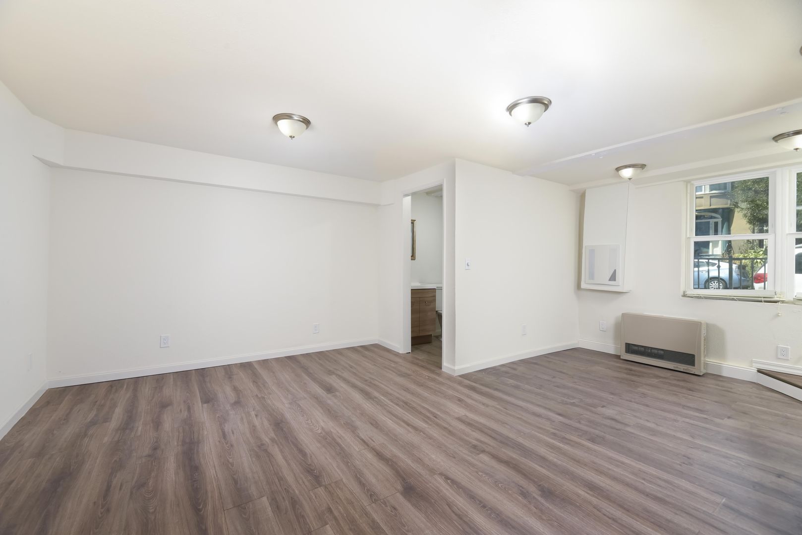 Berkeley Apartment: 2801 College Ave