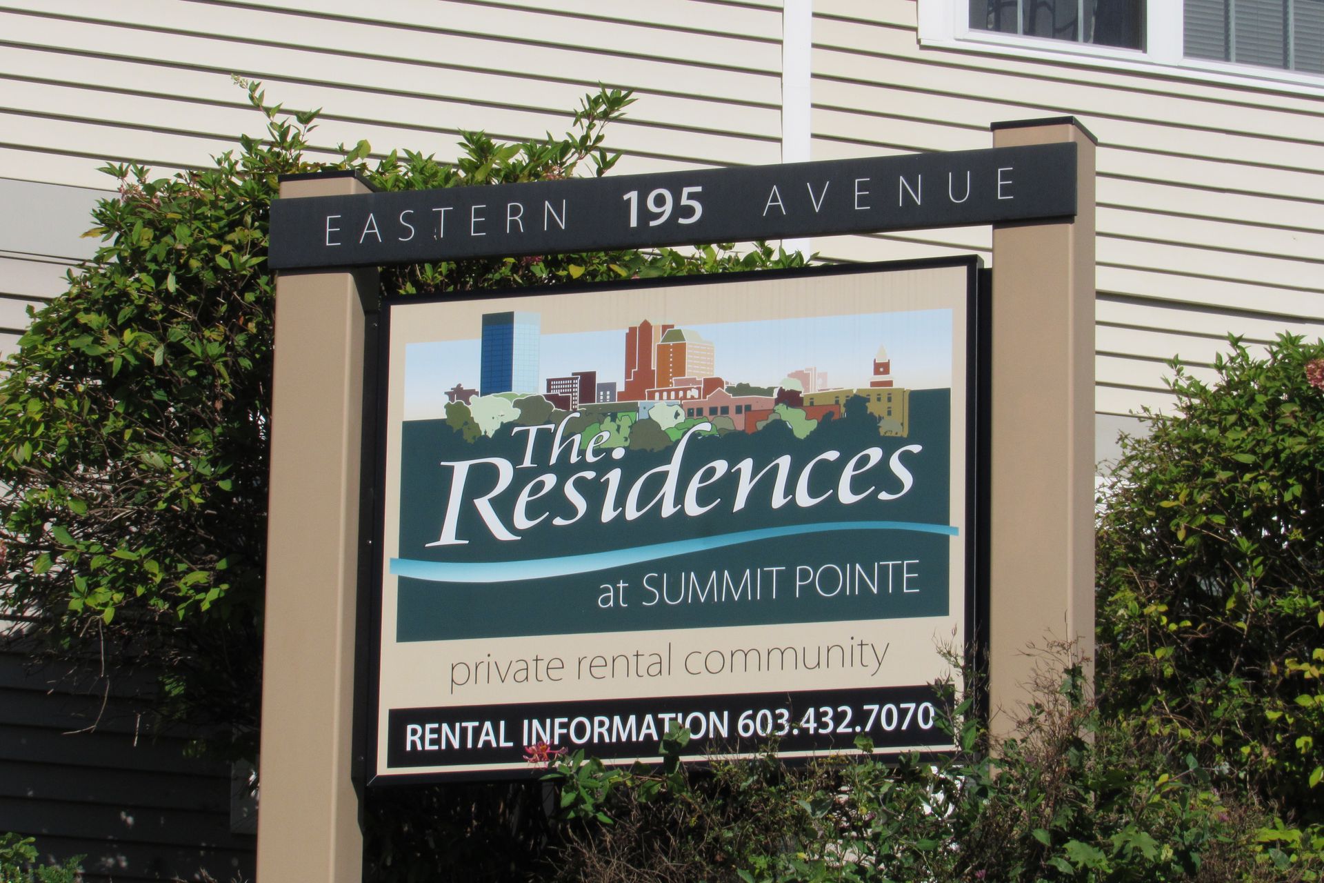 Manchester Apartment: 195 Eastern Avenue